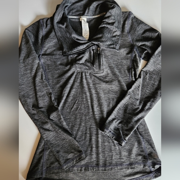 New Balance Women's Size 8 Running Pullover - Picture 1 of 10